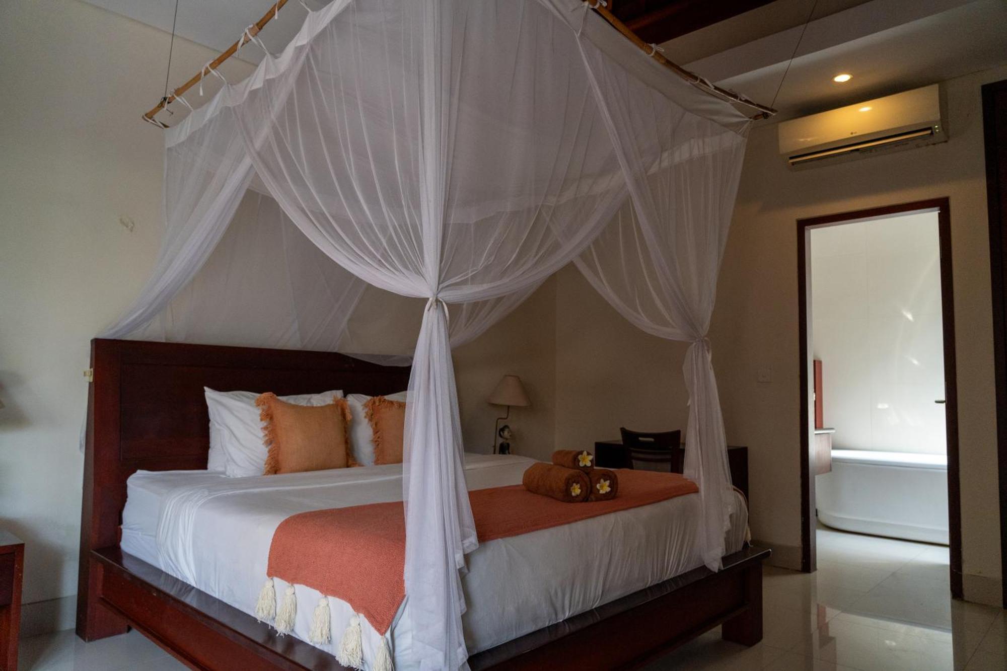 Puji Villa